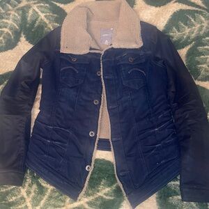 G star Jean jacket too small on me or else I would have kept it so pretty